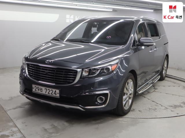 2016 Kia Carnival 9-seater Prestige
