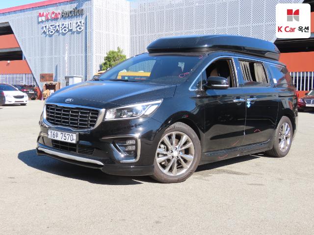 2019 Kia Carnival 9-seater High Limousine Prestige