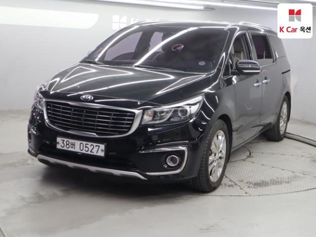 2016 Kia Carnival 7-seater Limousine President